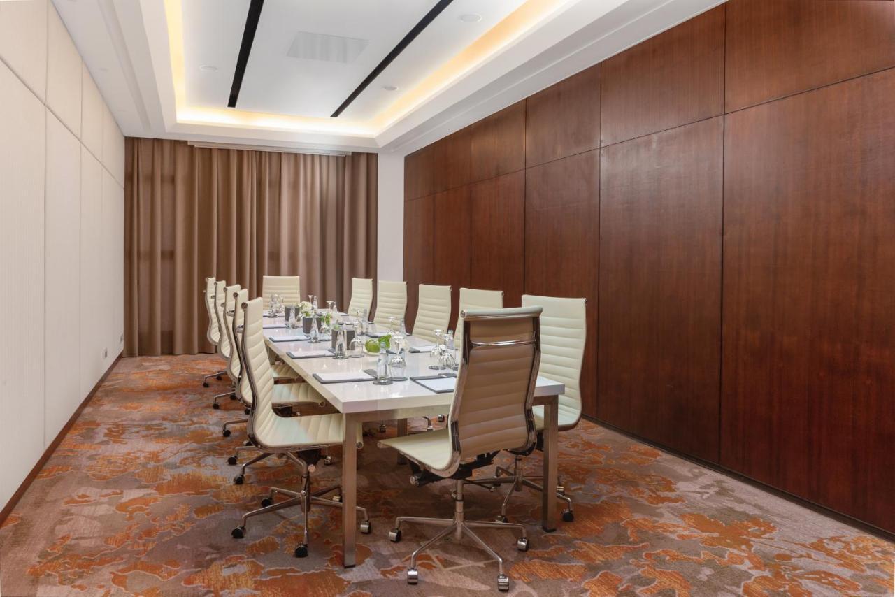 Dusitd2 Salwa Doha Hotel Exterior photo Meeting room