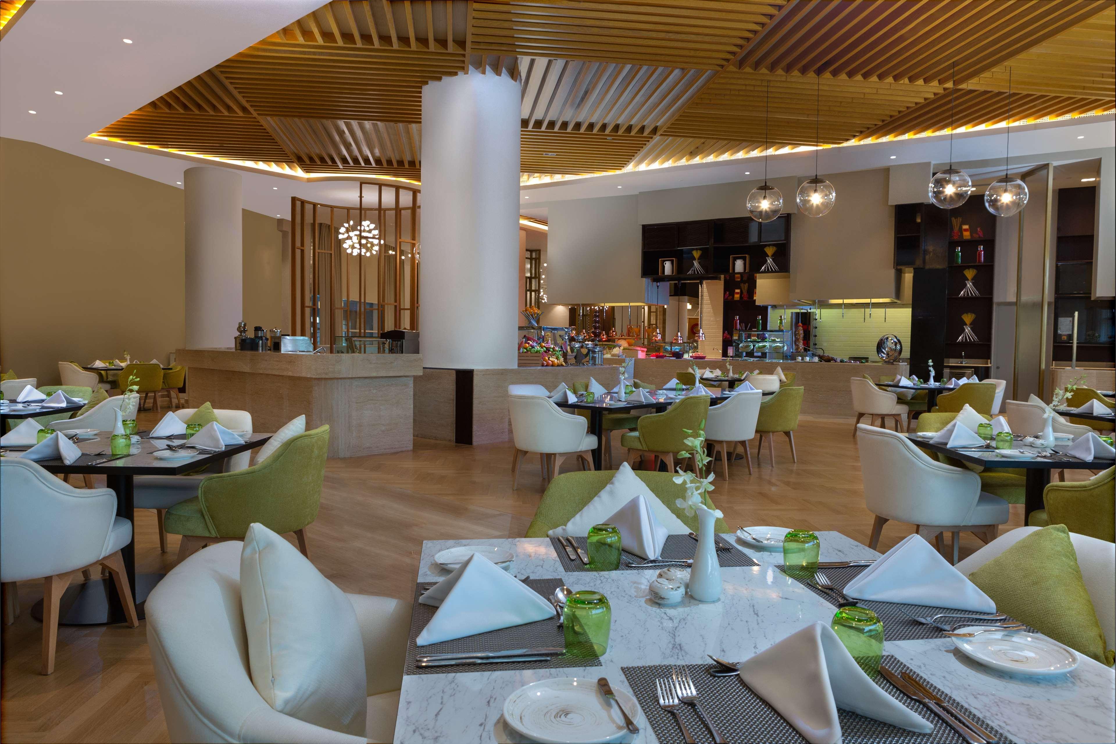 Dusitd2 Salwa Doha Hotel Exterior photo The restaurant